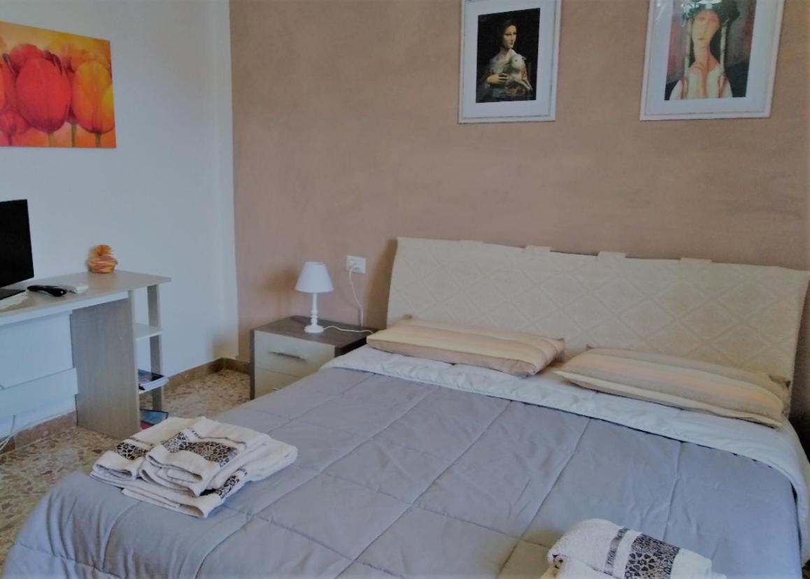 Oschiri Sa Rosa E Su Trapperi Bed & Breakfast エクステリア 写真
