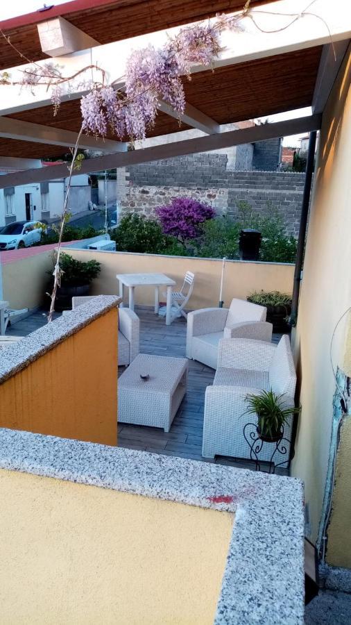 Oschiri Sa Rosa E Su Trapperi Bed & Breakfast エクステリア 写真