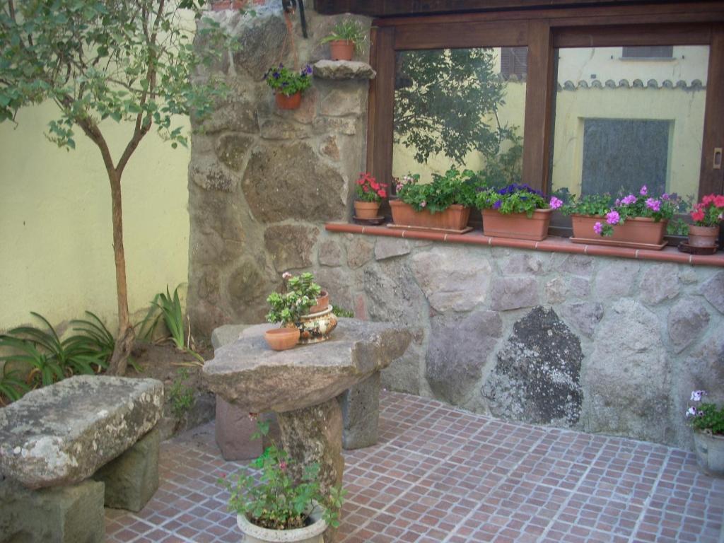 Oschiri Sa Rosa E Su Trapperi Bed & Breakfast エクステリア 写真