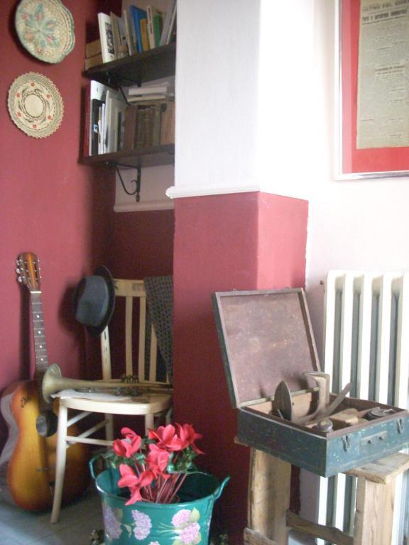 Oschiri Sa Rosa E Su Trapperi Bed & Breakfast エクステリア 写真
