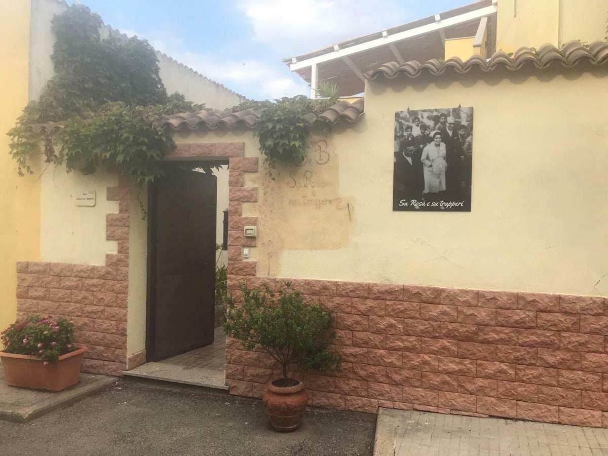 Oschiri Sa Rosa E Su Trapperi Bed & Breakfast エクステリア 写真